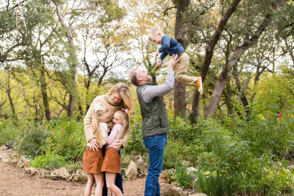Family photo session at Mayfield Park in Austin, Texas.
